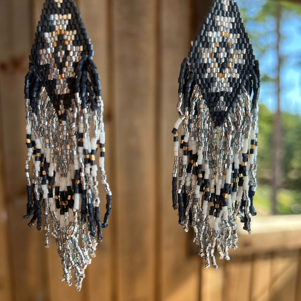 💝New! Gorgeous Silver Gray Beaded tassel boho western tribal earrings jewelry - Picture 2 of 8